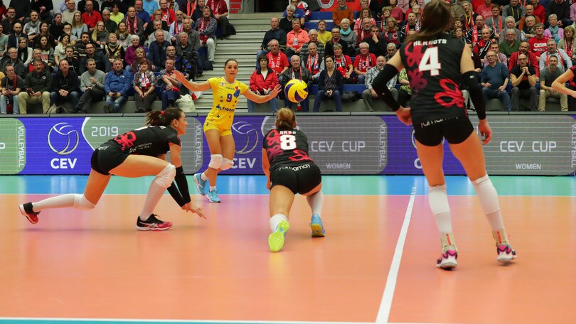 Volley: Cev Cup, Busto a caccia dei due set che valgono la semifinale