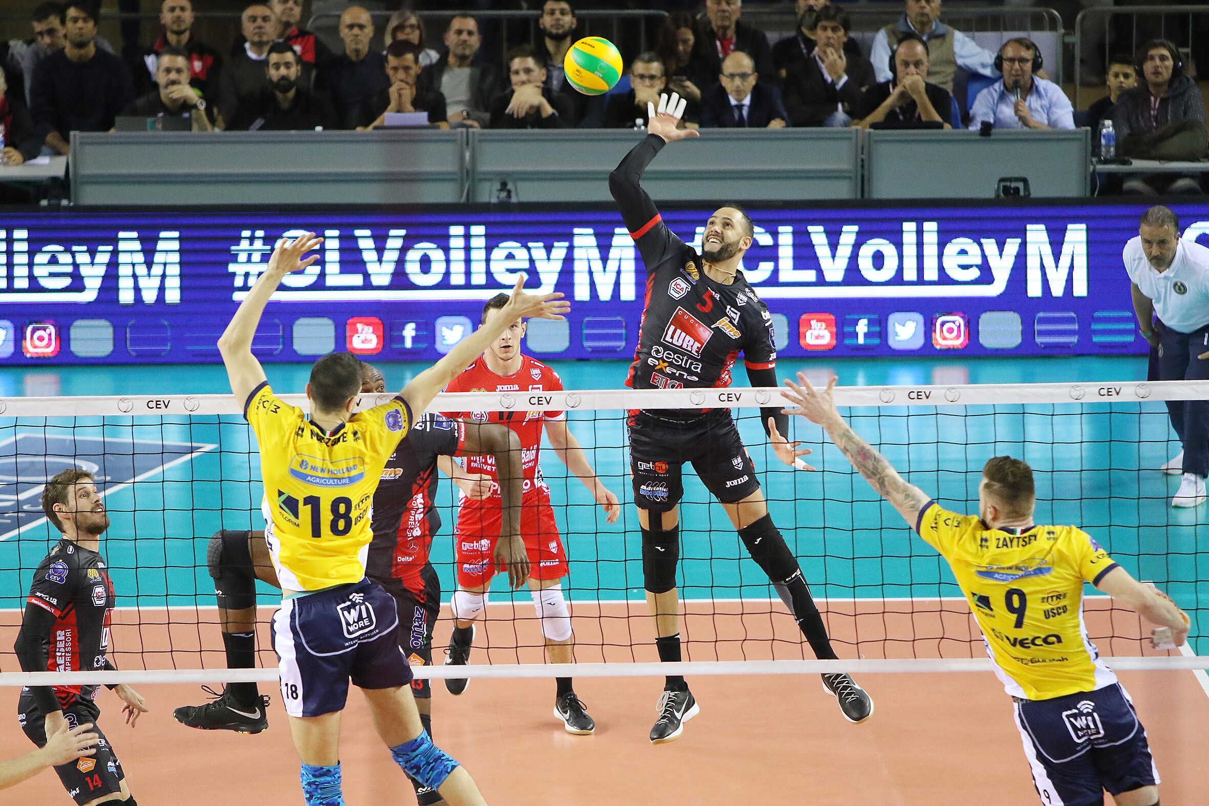 Volley: Champions League, Perugia contro la Dinamo, Modena-Civitanova al Pala Panini