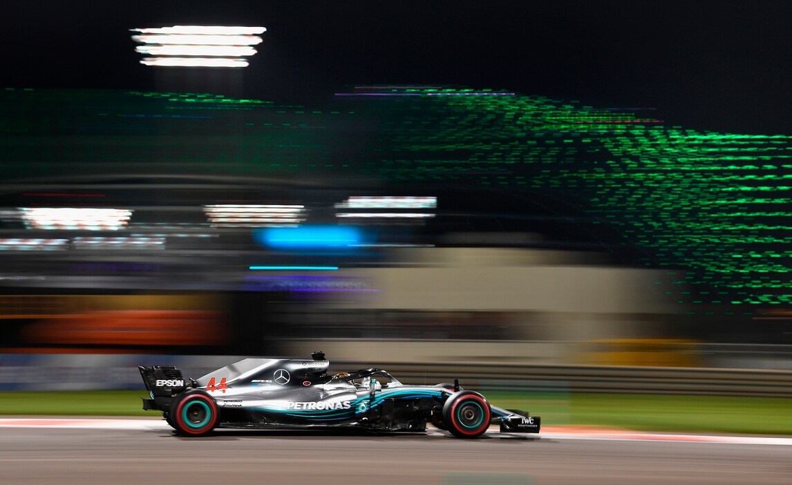 F1, Mercedes: svelata la monoposto di Hamilton e Bottas