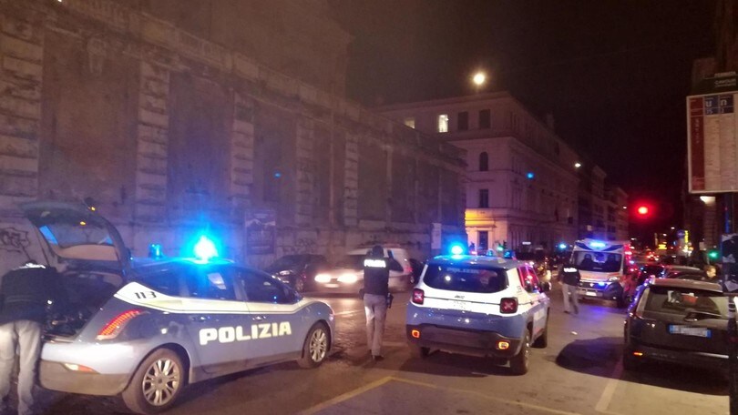 Lazio-Siviglia, maxi rissa in centro: feriti 4 tifosi spagnoli