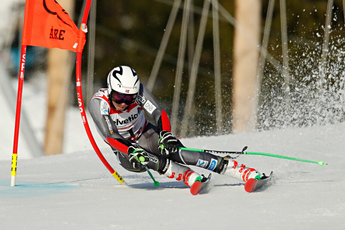 Sci, Mondiali: Kristoffersen vince il gigante maschile, battuto Hirscher