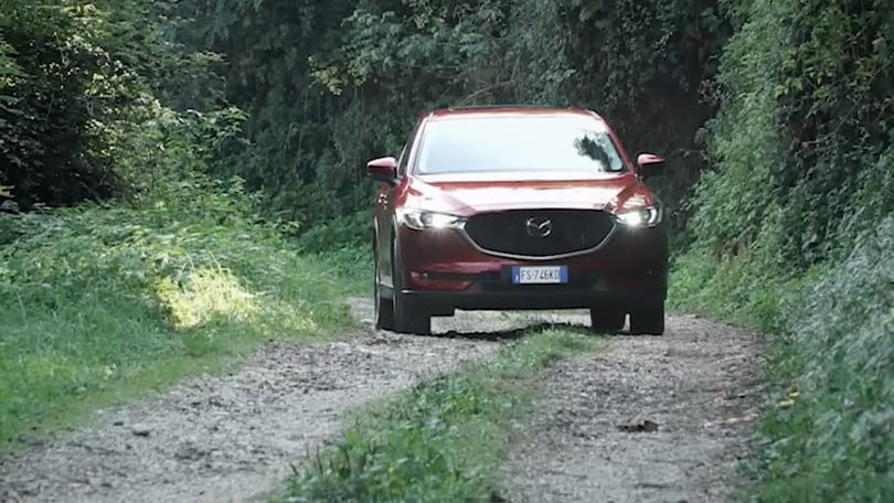 VIDEO Mazda CX-5 2019: il SUV del cambiamento