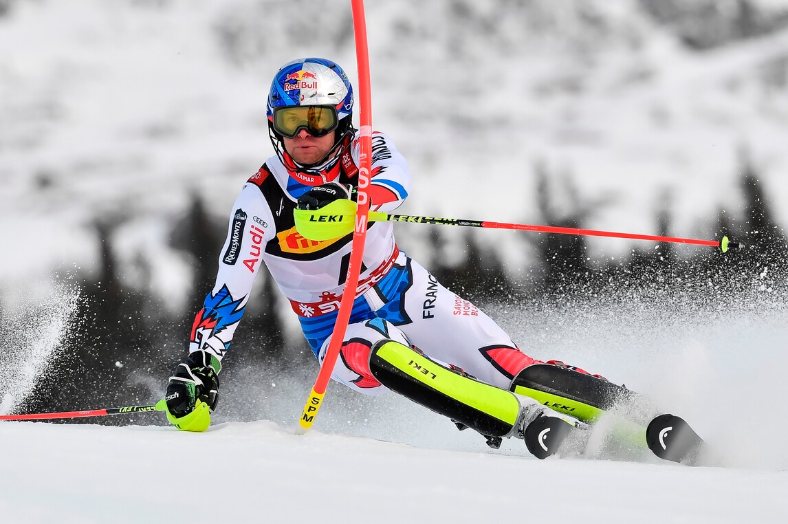 Sci, Pinturault vince la combinata di Bansko. Quarto Riccardo Tonetti