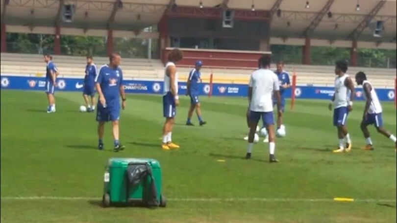 Chelsea: la Fifa blocca il mercato. Higuain torna alla Juve?