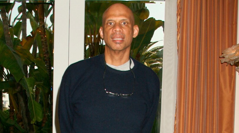 NBA, la beneficenza di Kareem Abdul-Jabaar: all'asta i suoi cimeli