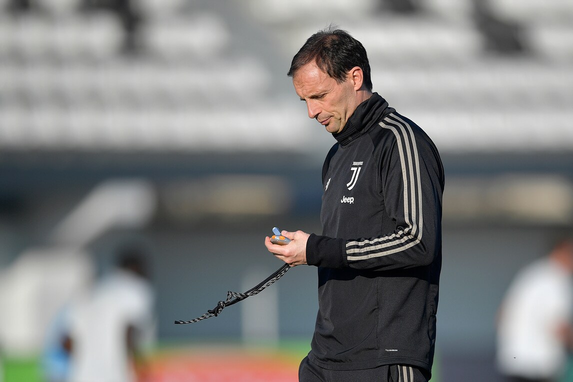 Juve, Allegri sceglie il silenzio social. Chiusi i profili Twitter e Instagram