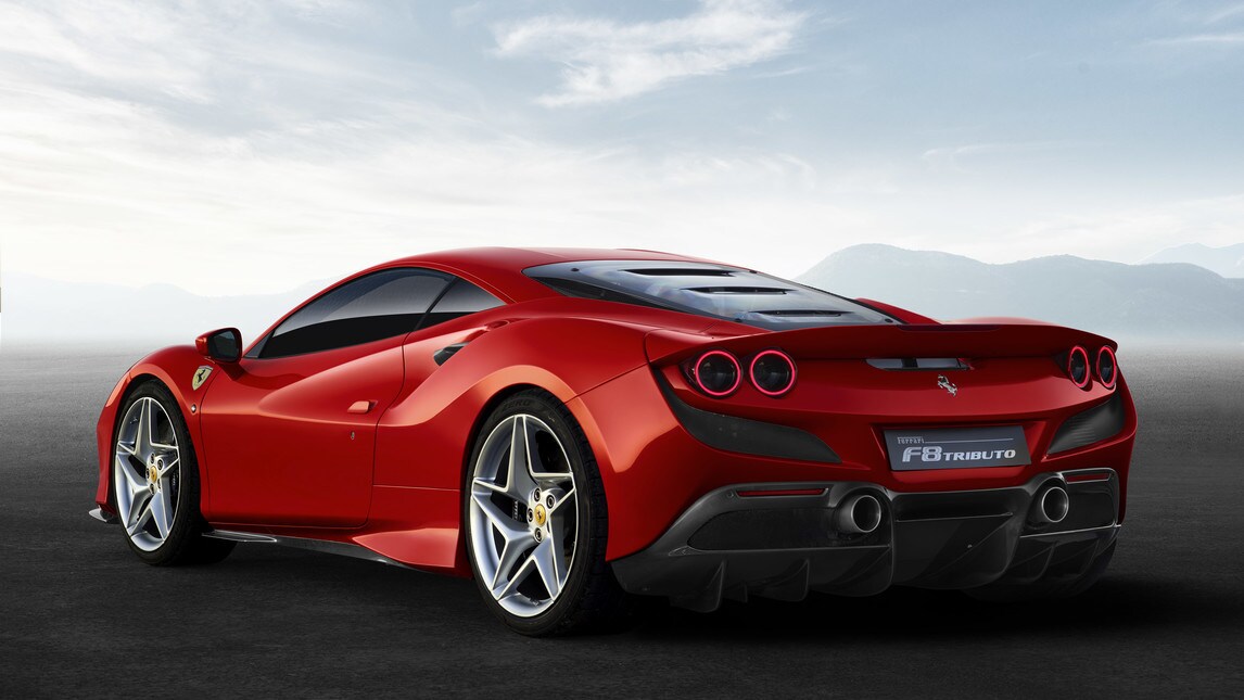Ferrari al Salone di Ginevra con F8 Tributo