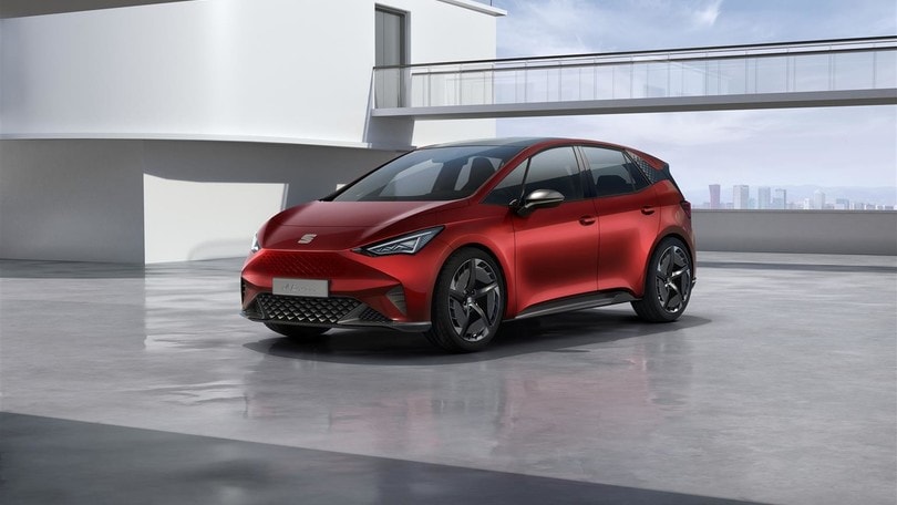 SEAT el-Born: le foto della prima auto elettrica del brand iberico