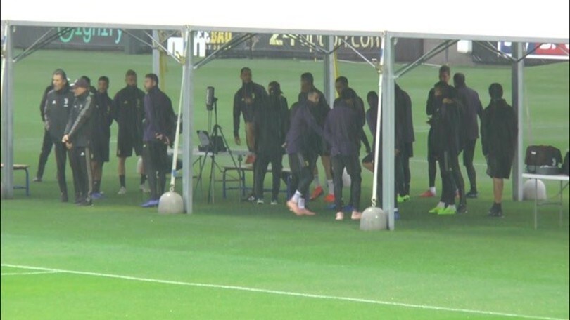 Rivelazione Corona: "Party dei giocatori della Juve con 60 modelle"