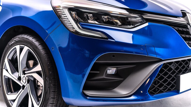 Nuova Renault Clio, la V è ibrida