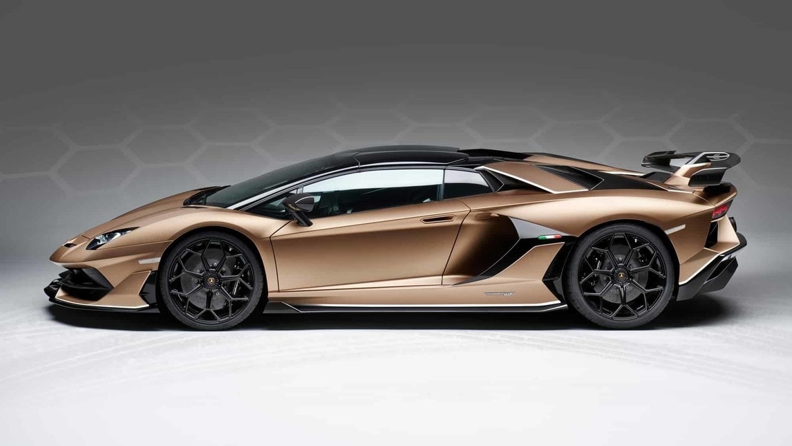 Lamborghini Aventador SVJ Roadster al Salone di Ginevra