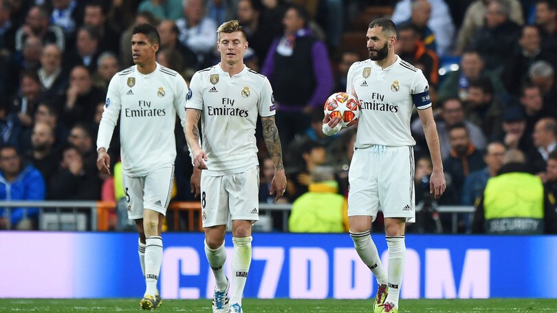 Champions League, crollo Real Madrid: l'Ajax vince 4-1. Borussia-Tottenham 0-1