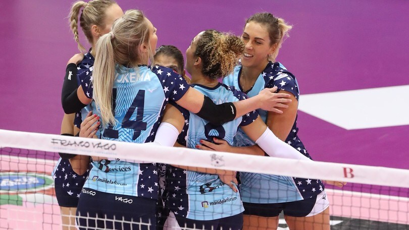 Volley: A1 Femminile, Firenze senza problemi nel posticipo col Club Italia