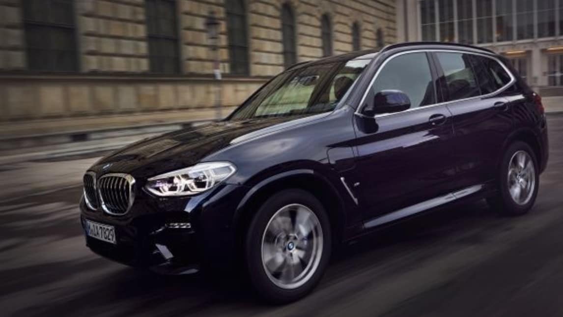 BMW, il SAV xDrive30e conquista Ginevra