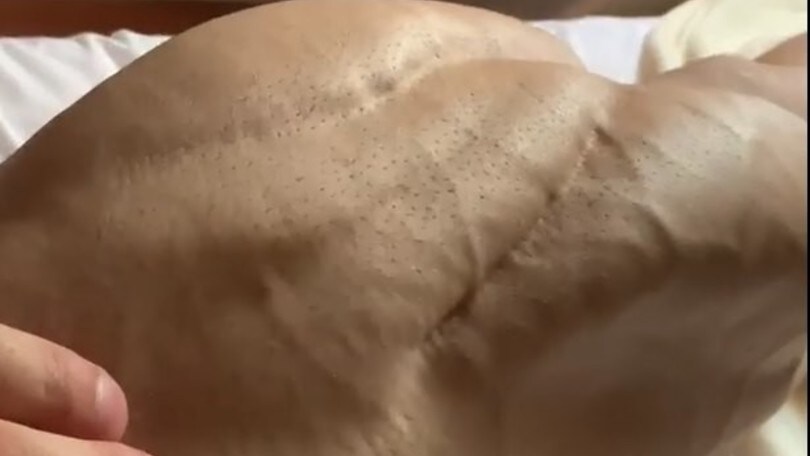 Un quadricipite da far paura: il video del body builder diventa virale