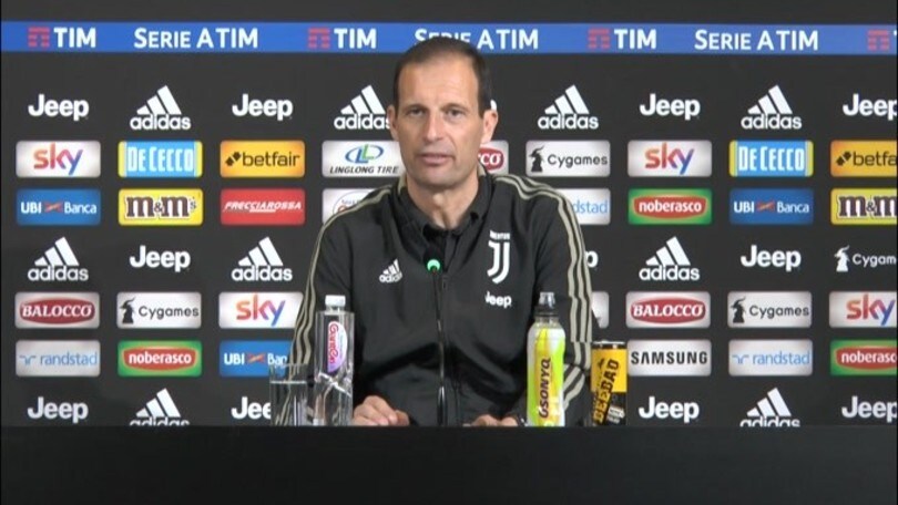 Allegri scherza coi giornalisti: "Oggi non avete niente da fare?"