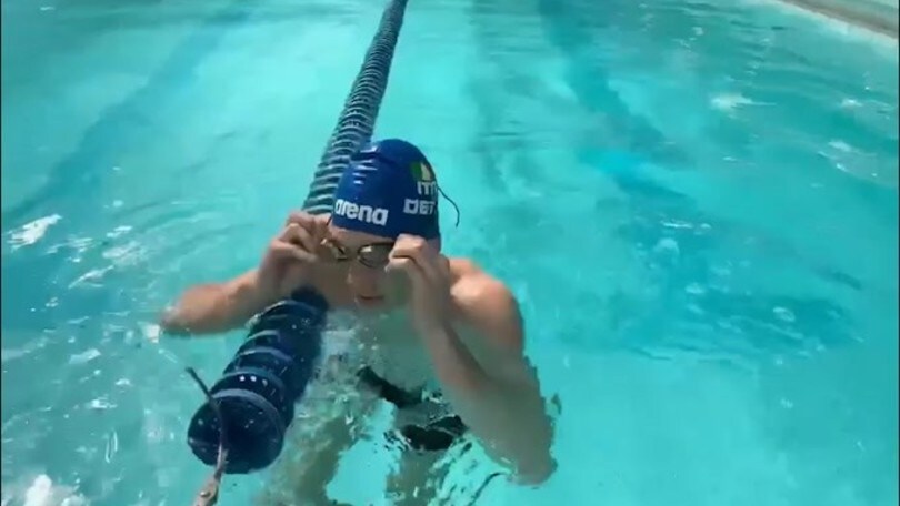 Nuoto: Manuel Bortuzzo torna in piscina