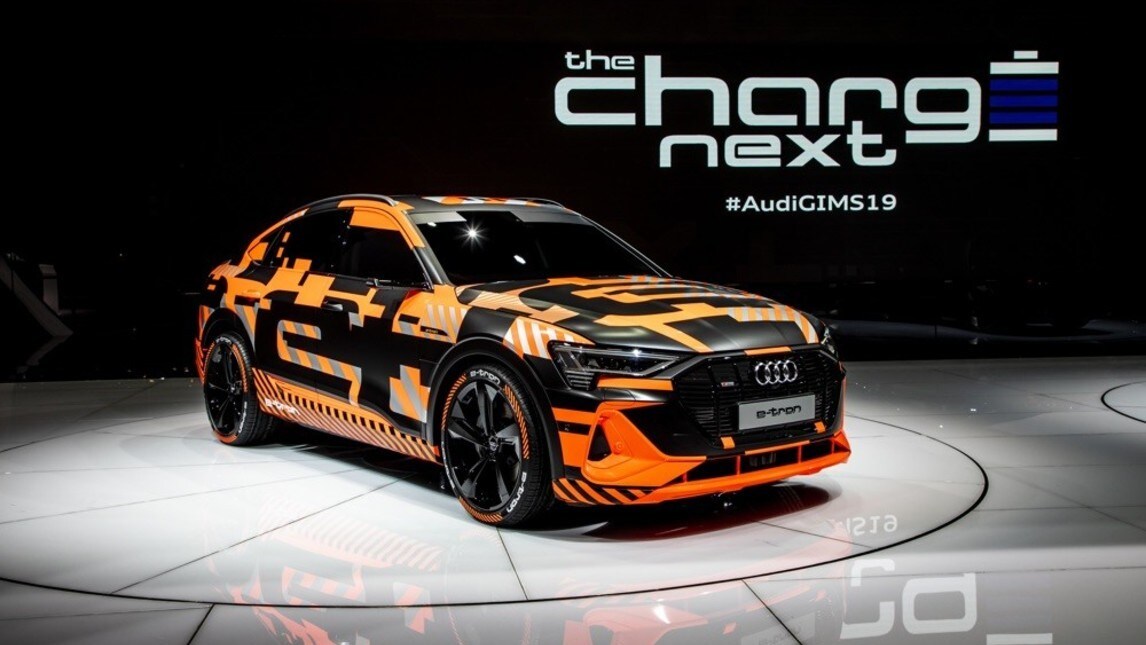 E-tron, nuova versione Audi: ecco il SUV coupé Sportback