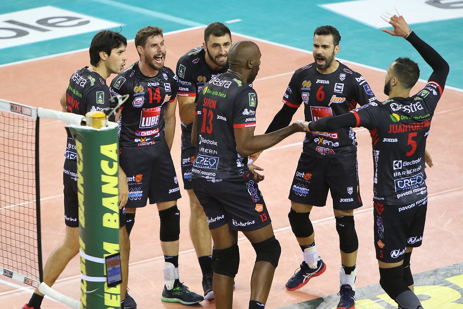 Volley: Superlega, due gli anticipi Perugia-Padova e Civitanova-Milano
