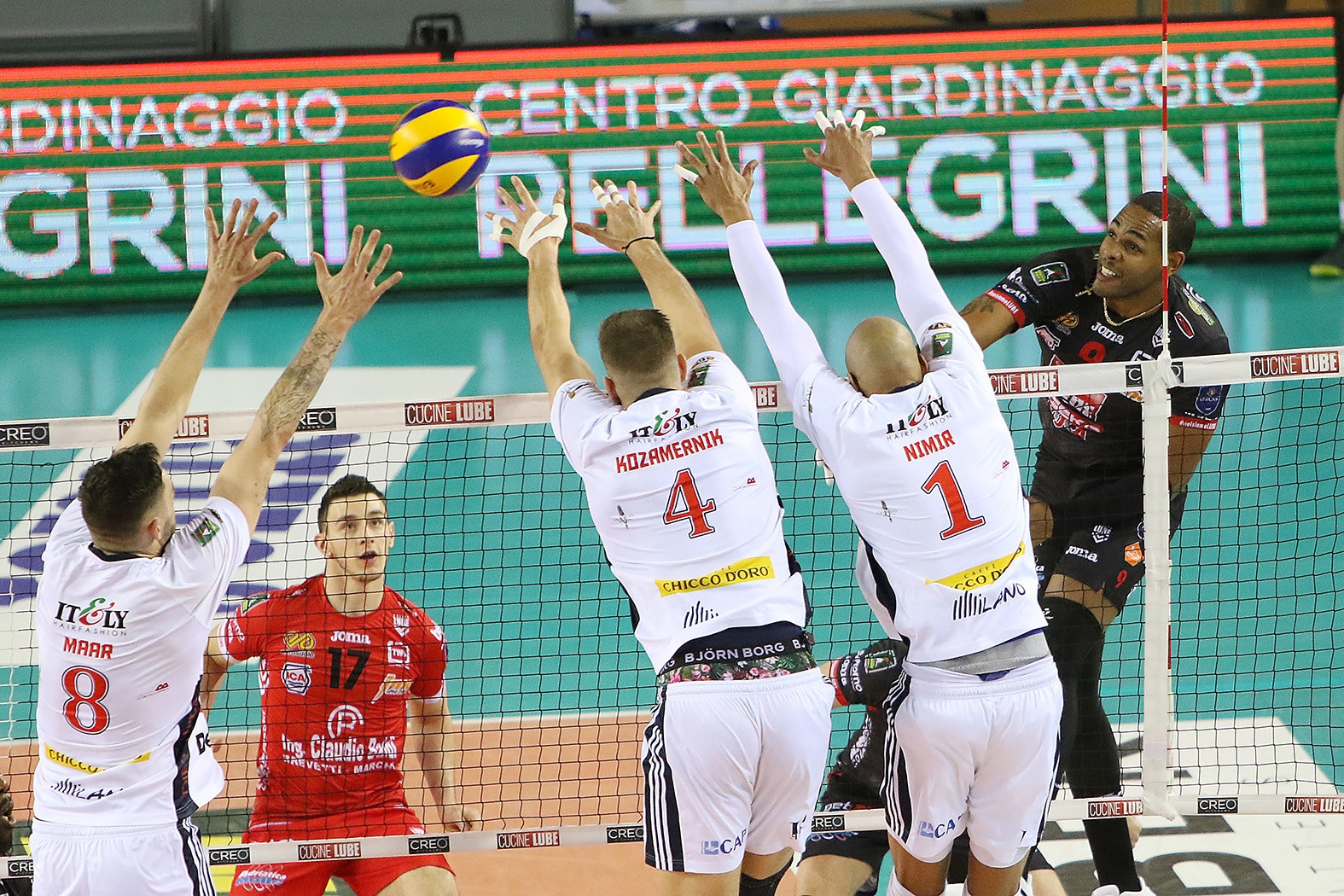 Volley: Superlega, Civitanova si impone ma Milano esce a testa alta