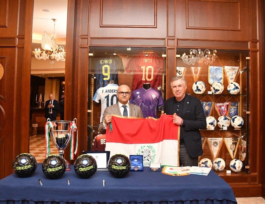 Napoli, Ancelotti insignito del Premio Tricolore
