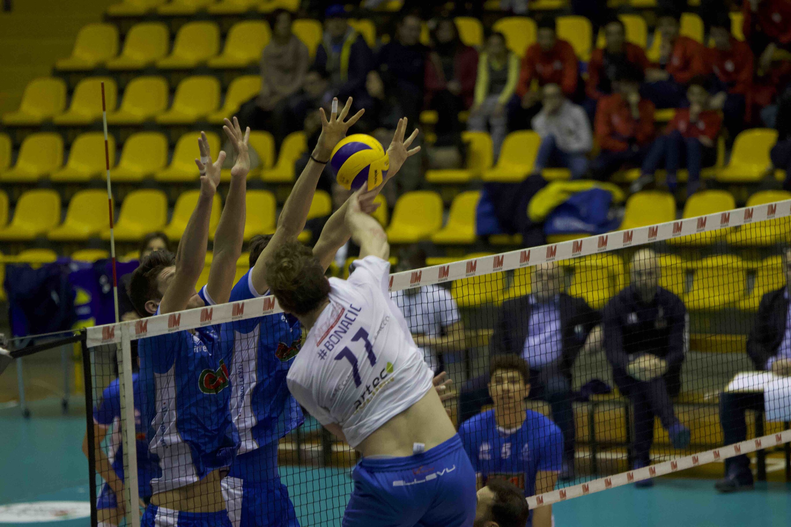 Volley: A2 Maschile, Girone Blu, Catania vittoria corroborante contro il Club Italia