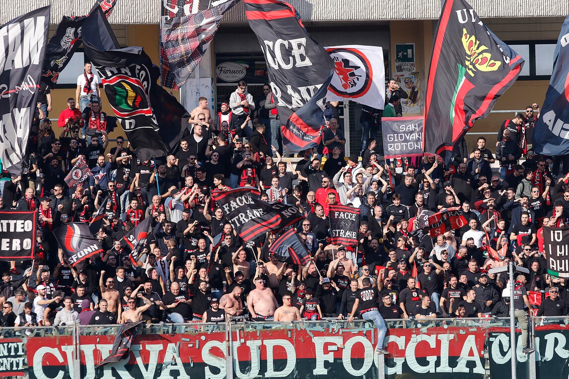 Serie B Foggia, la nota della società: «Atti vili e meschini»