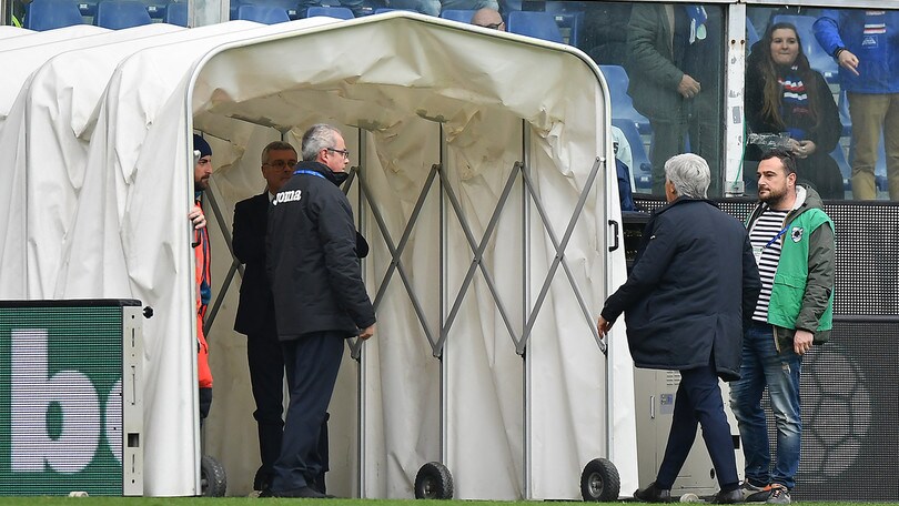 Gasperini, la sequenza della presunta manata a un dirigente della Samp