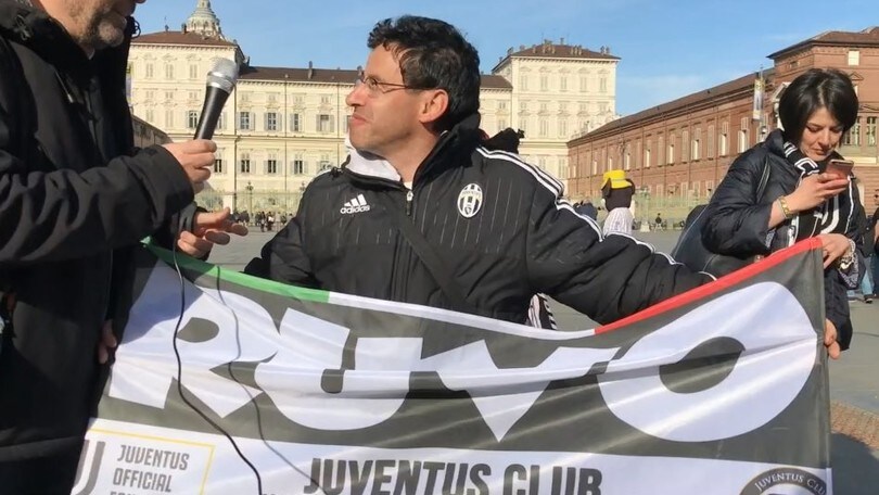 Juve, i tifosi in piazza: «Noi ci crediamo»
