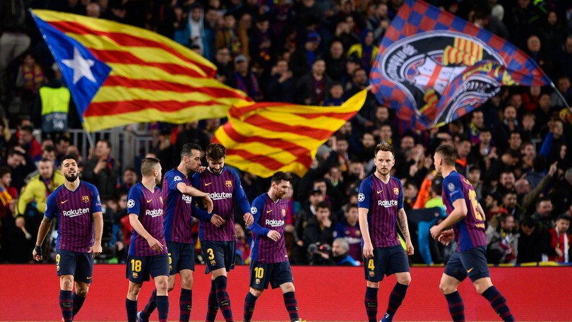 Champions, Barcellona ai quarti: Messi e compagni fanno festa al Camp Nou