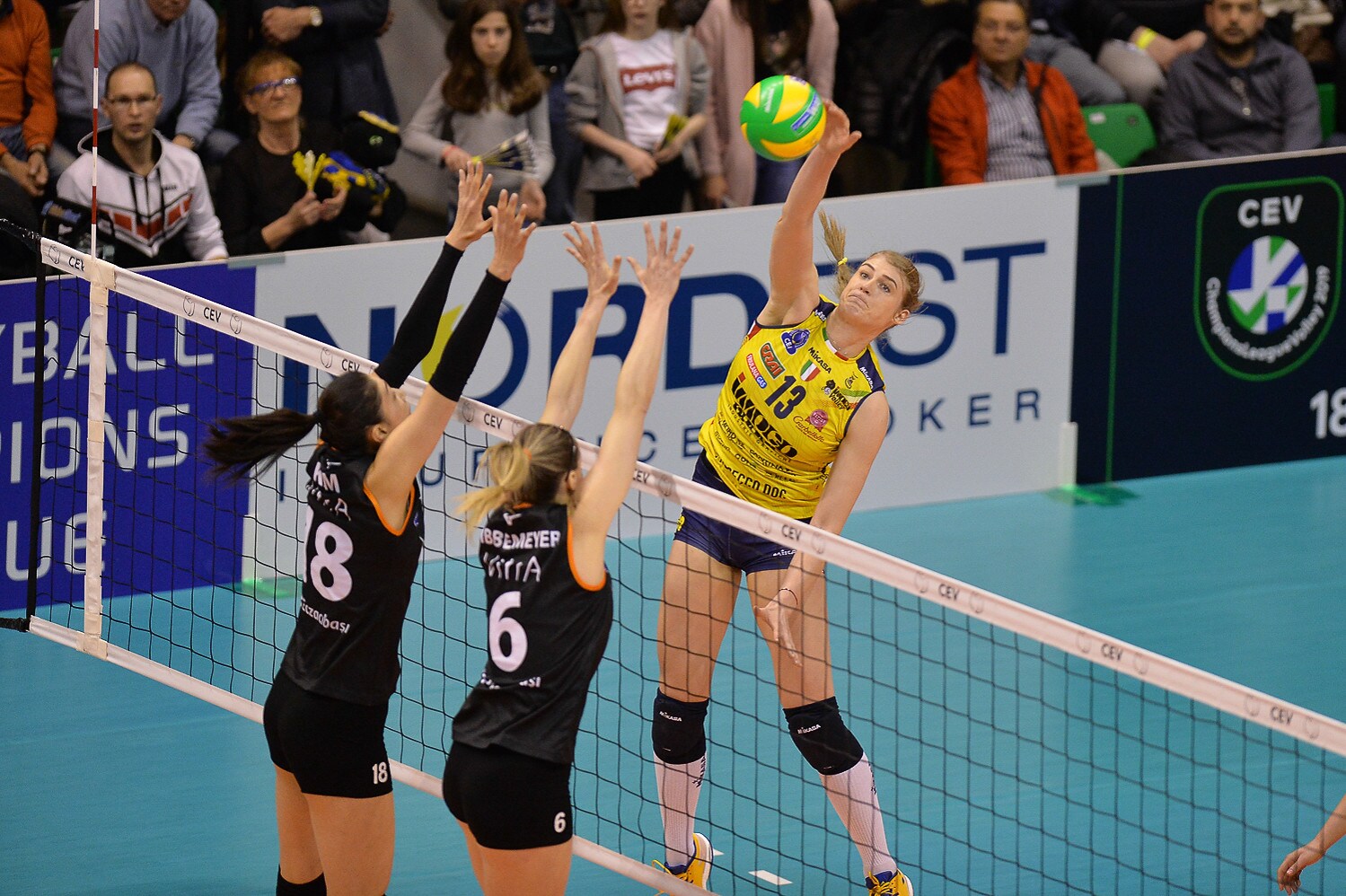 Volley: Champions Femminile, nulla da fare per Conegliano con l' Eczacibasi