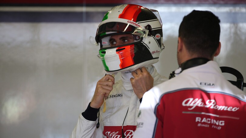 F1 Alfa Romeo, Giovinazzi: «Voglio ripartire dal Bahrain»