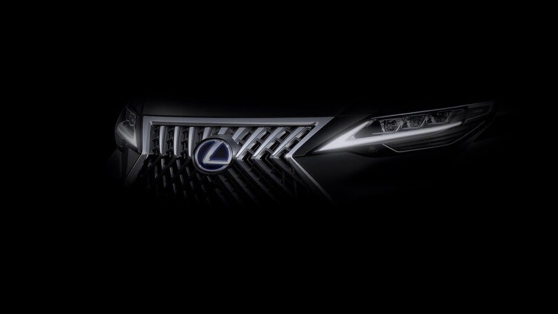 Lexus, nuova monovolume? Intanto spunta il teaser