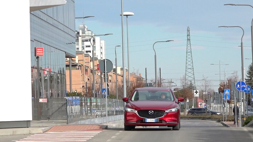 Nuova Mazda6: test al volante VIDEO