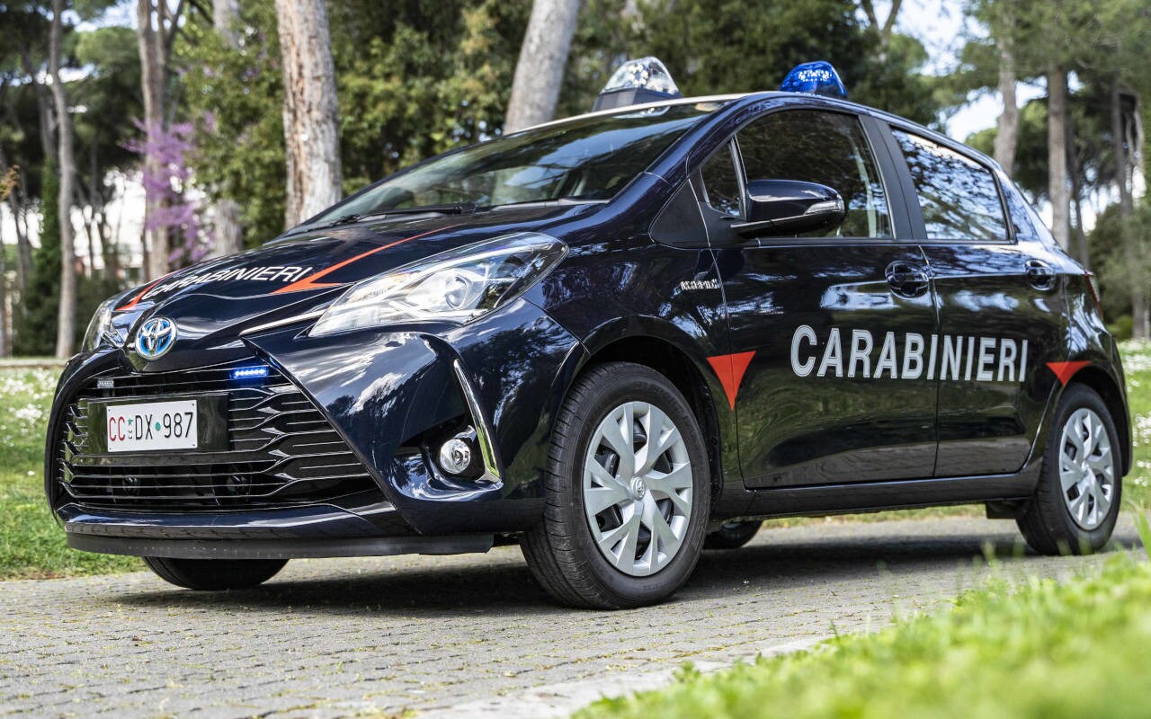 Toyota, 250 Yaris Hybrid all'Arma dei Carabinieri