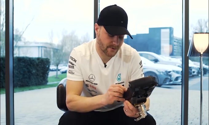 F1, Cina: pole position per Valteri Bottas
