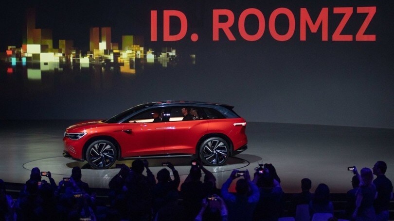 Volkswagen, presentato al Salone di Shanghai il maxi Suv: ID. Roomzz