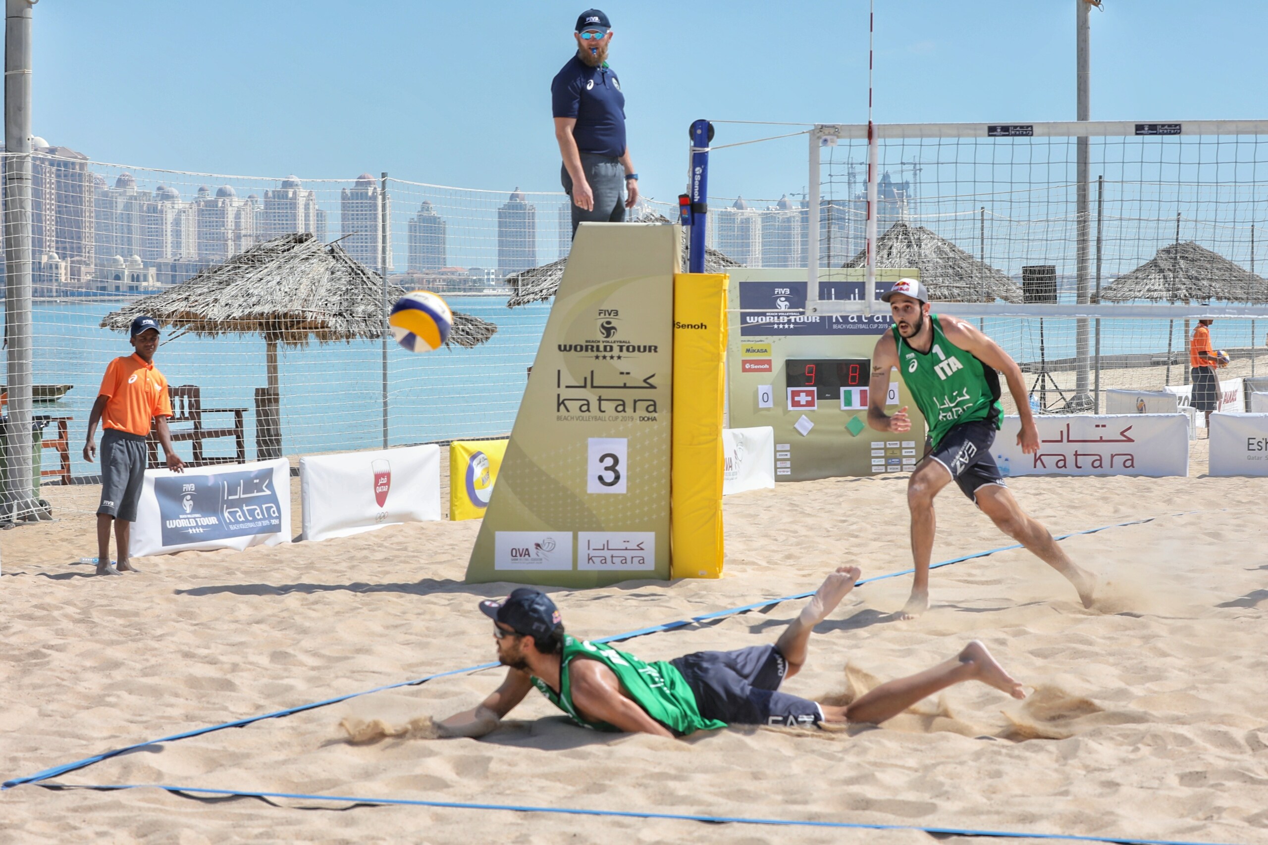Beach Volley: Daniele Lupo fermo 30 giorni per un infortunio alla mano