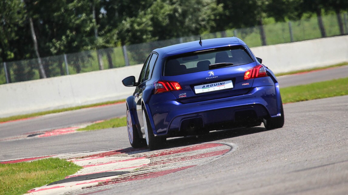 Arduini Corse per la Peugeot 308 GTi: le foto