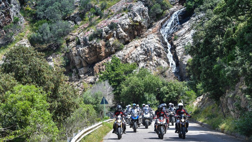 Il raid in Sardegna di InMoto