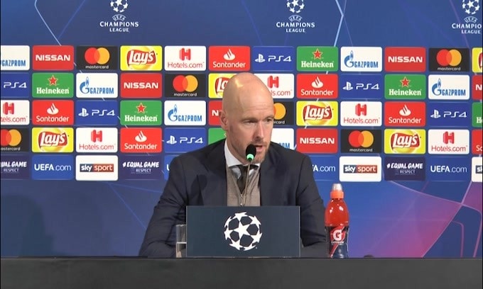 Ten Hag: "Orgoglioso di squadra e staff"