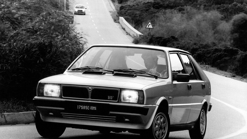 Lancia Delta: la storia quarantennale della berlina