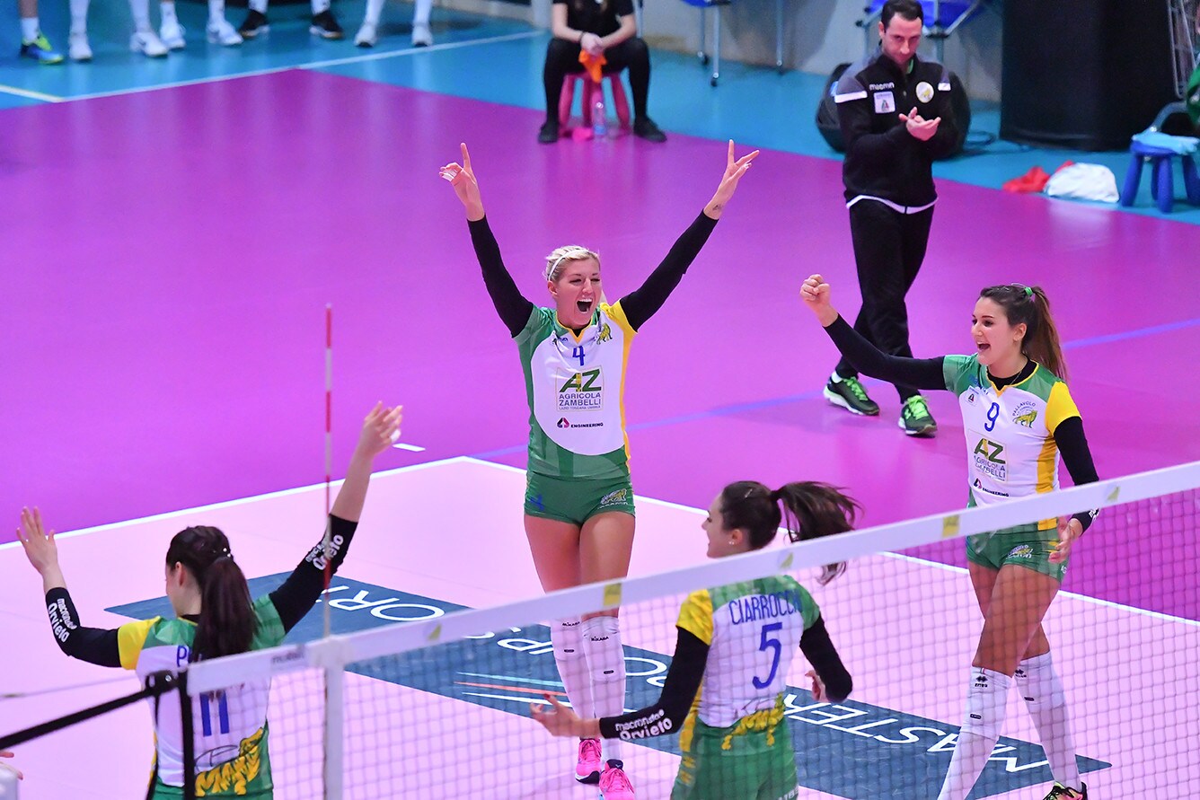 Volley: Play Off A2 Femminile, in Gara 1 dei Quarti ok Orvieto e Caserta