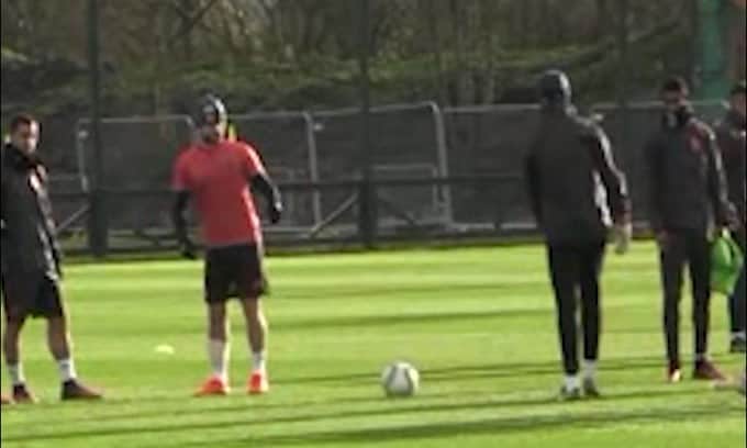 Man Utd, Pogba lascia a fine stagione