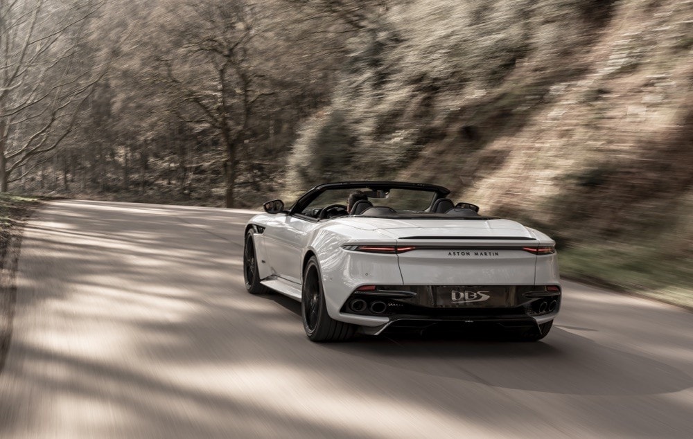 Aston Martin DBS Superleggera Volante: le foto più belle