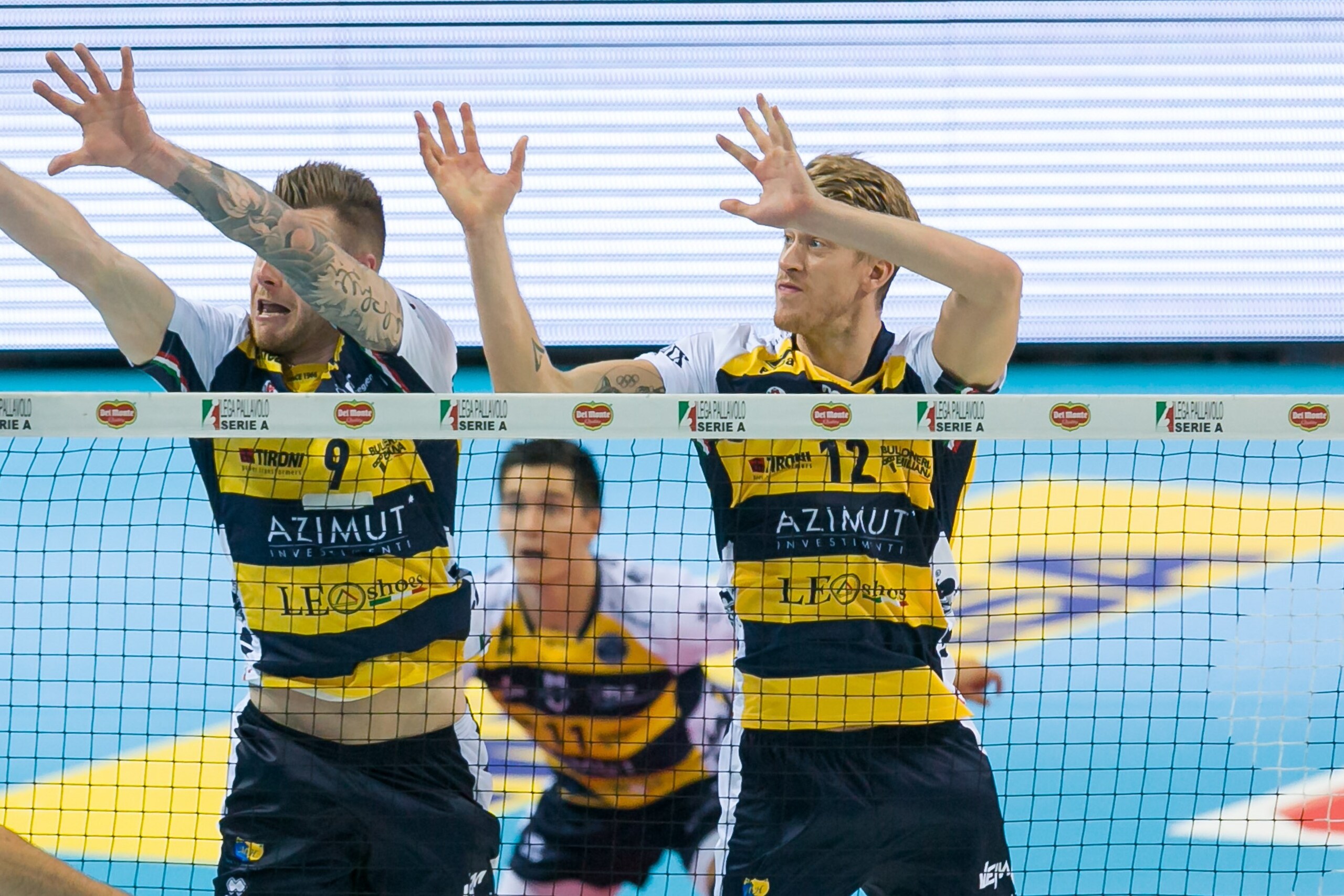 Volley: Superlega, Modena mura Perugia e la porta alla bella