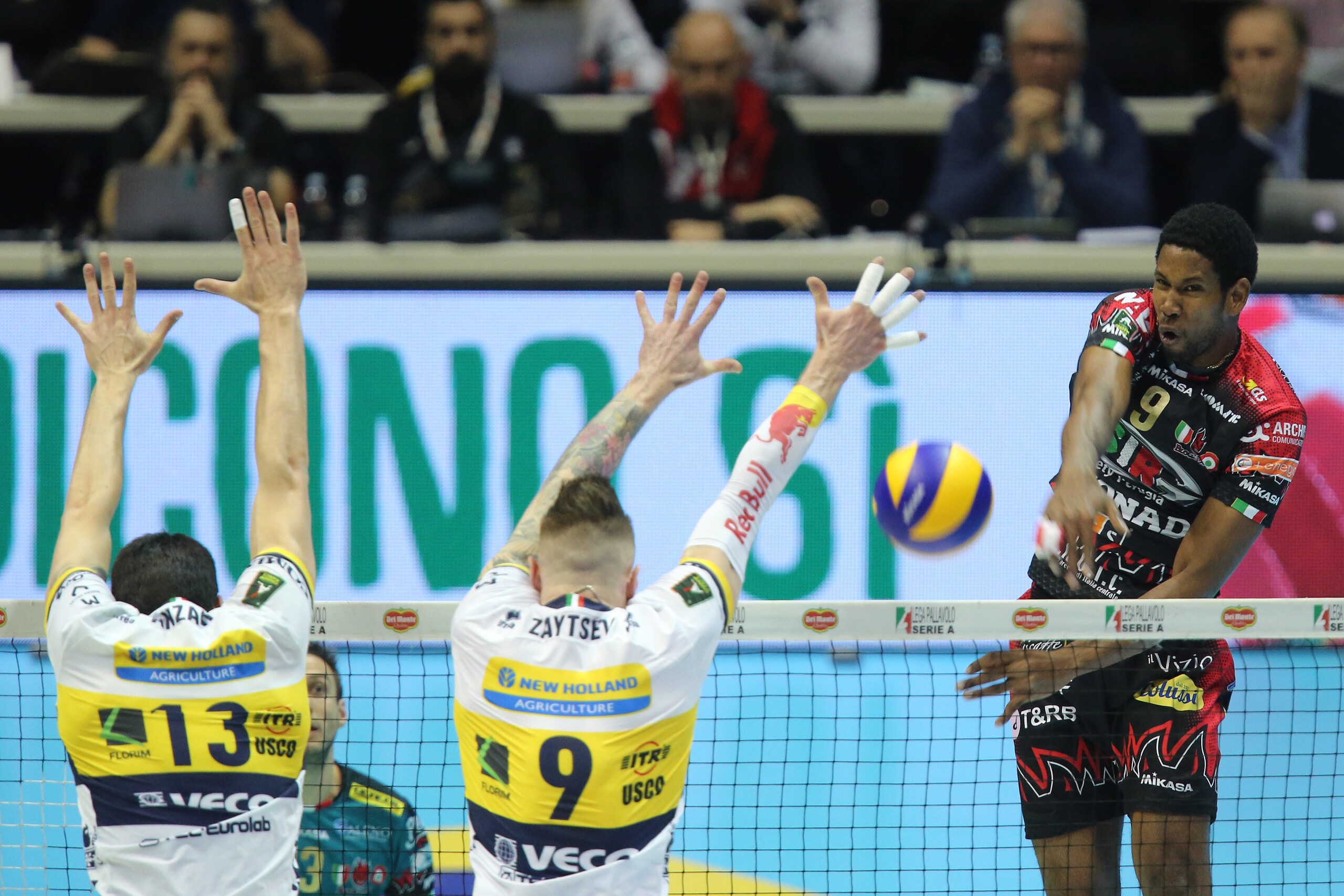 Volley: Superlega, Play Off: Perugia e Modena alla sfida decisiva