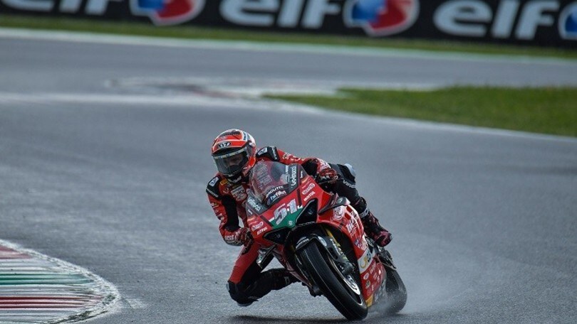 CIV Mugello: Pirro domina una Superbike "bagnata"