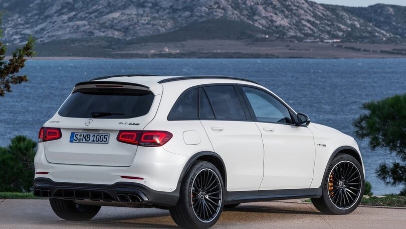 Mercedes AMG, modelli elettrificati dal 2021