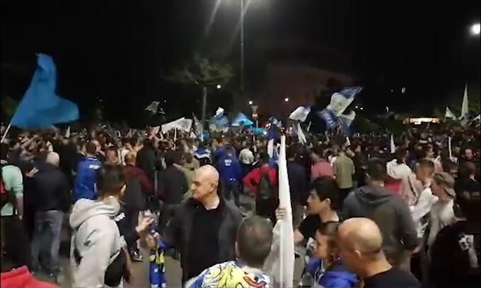I tifosi del Brescia festeggiano la Promozione in Serie A
